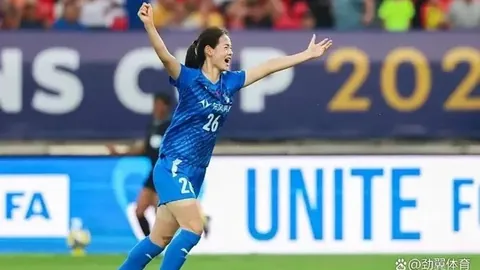 曼城凭借哈兰德进球1-0逆袭热刺，重回英超前四，刷新个人最佳战绩
